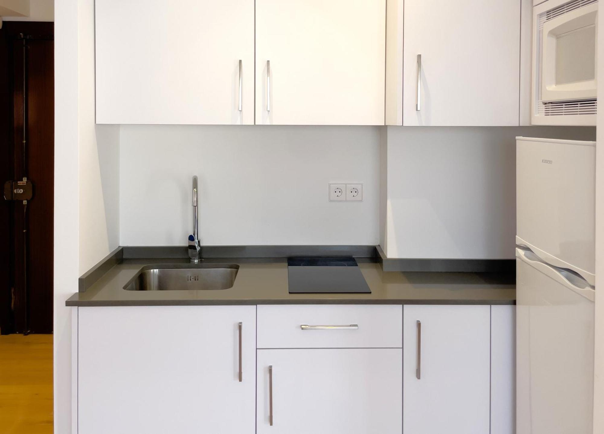 Mediterraneo 508. Fantastic Studio On The Beachfront With Sea Views. Μαρμπέλλα Εξωτερικό φωτογραφία